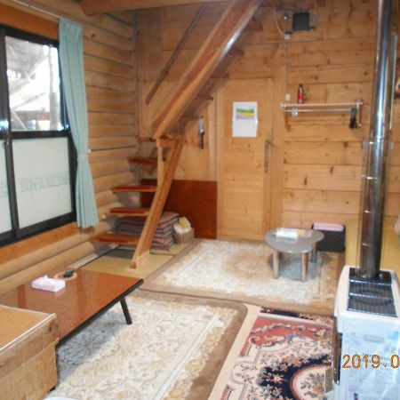 Log Yukari Villa NakaNakafurano Buitenkant foto