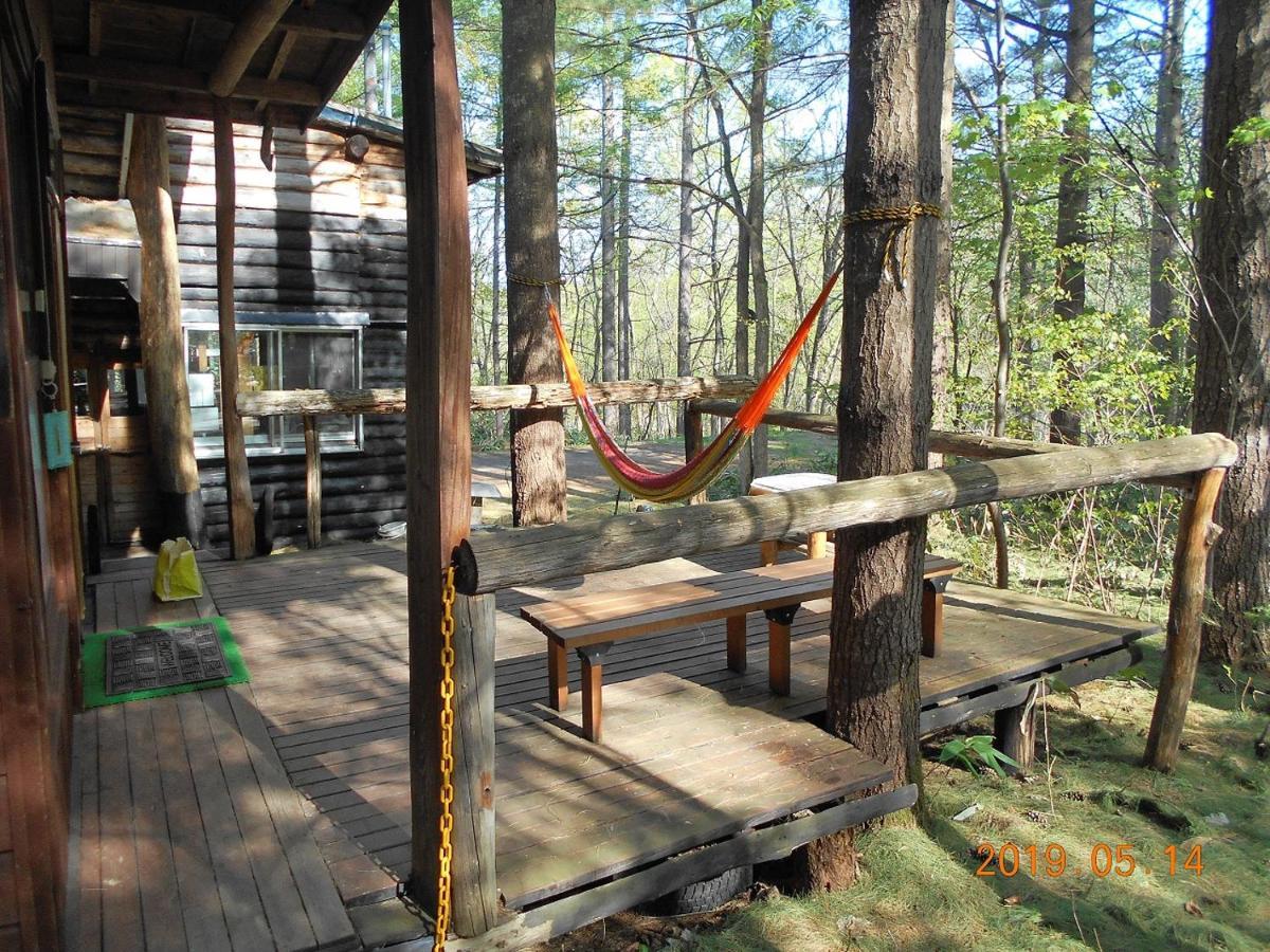 Log Yukari Villa NakaNakafurano Buitenkant foto