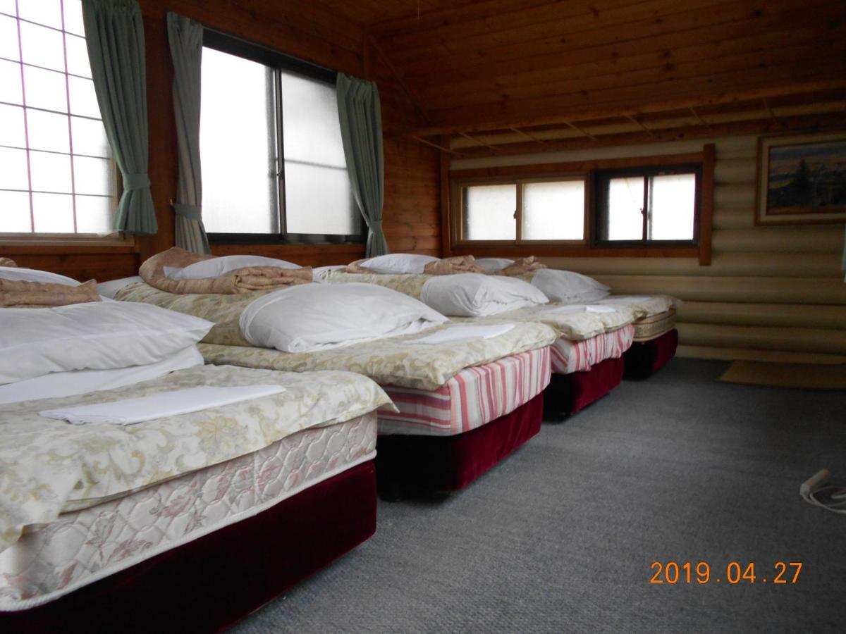 Log Yukari Villa NakaNakafurano Buitenkant foto